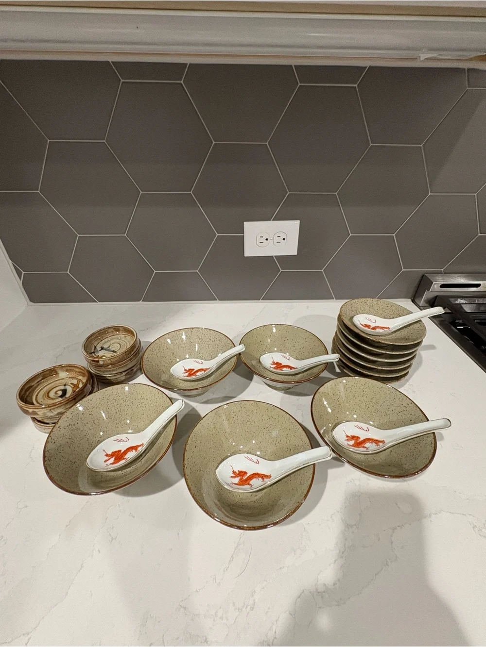 Vintage Japanese Rice/Soup Bowls and Tea Bowl/Lid
